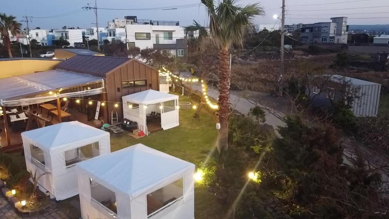 Morning Beach Pension Чеджу Екстериор снимка