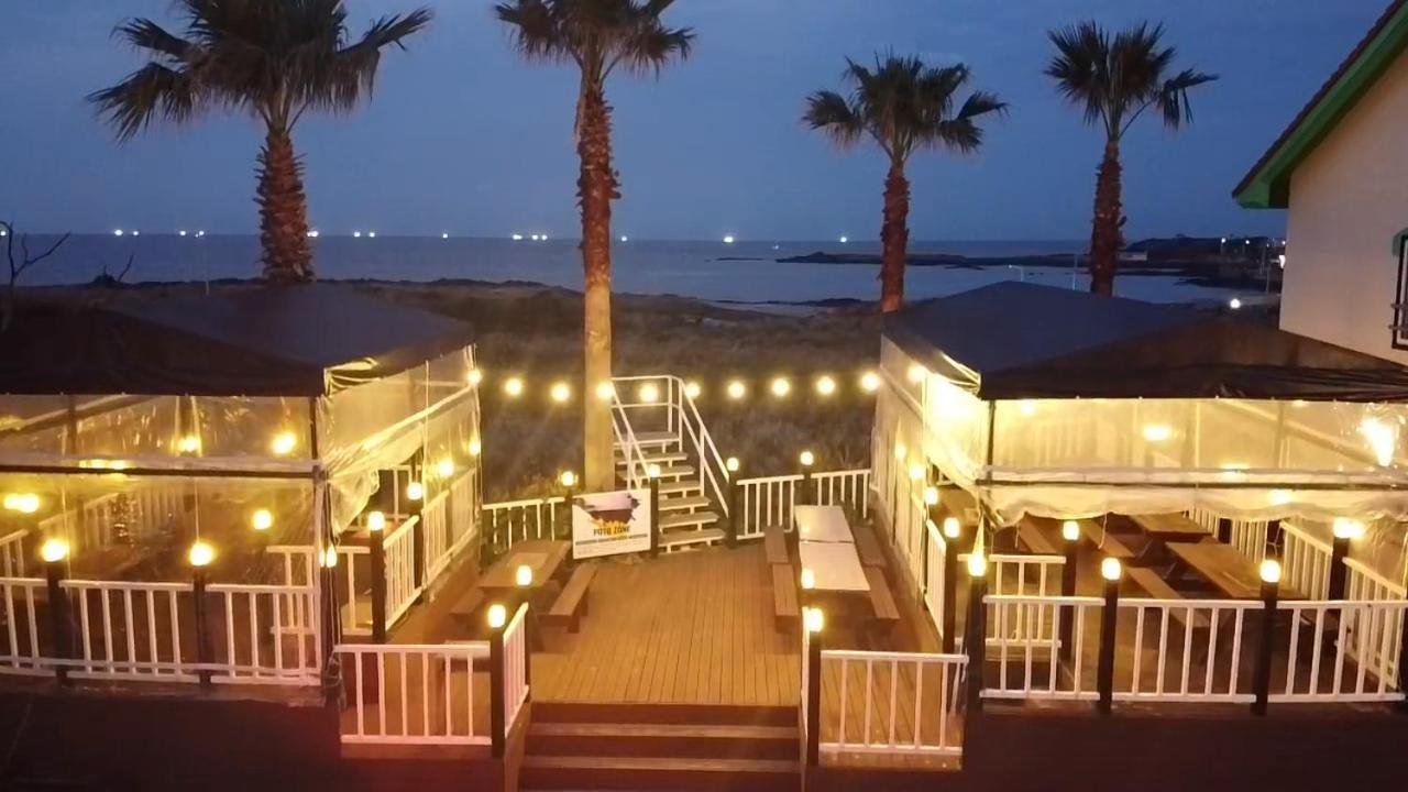 Morning Beach Pension Чеджу Екстериор снимка